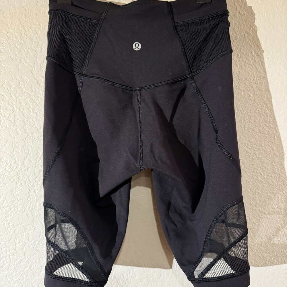 Lululemon Black Bikeshorts - US 6